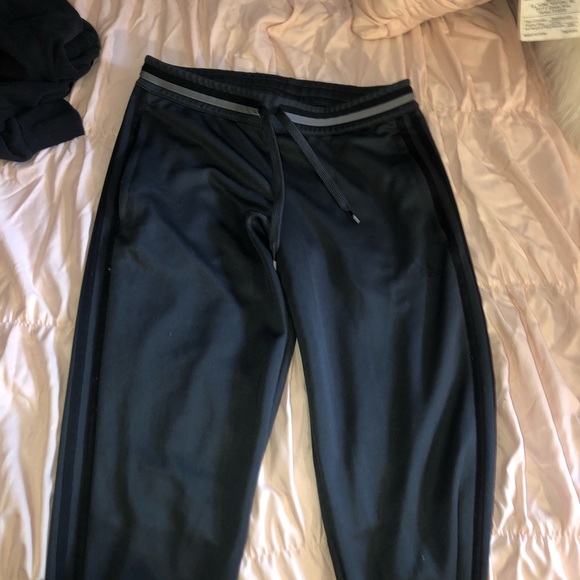 Grey adidas pants - Picture 2 of 4